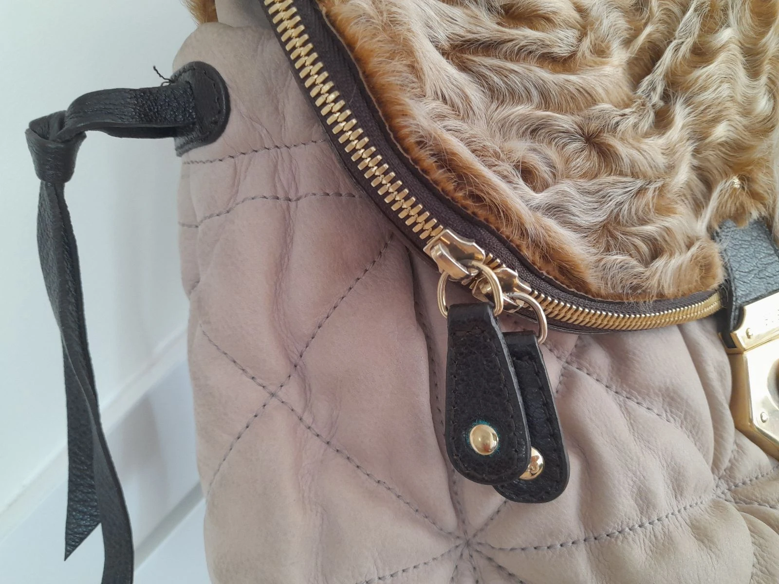 Bolso Hobo Furla en Piel Beige y Marrón 🤎 – photo 3